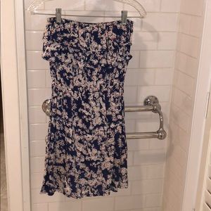 Floral strapless dress